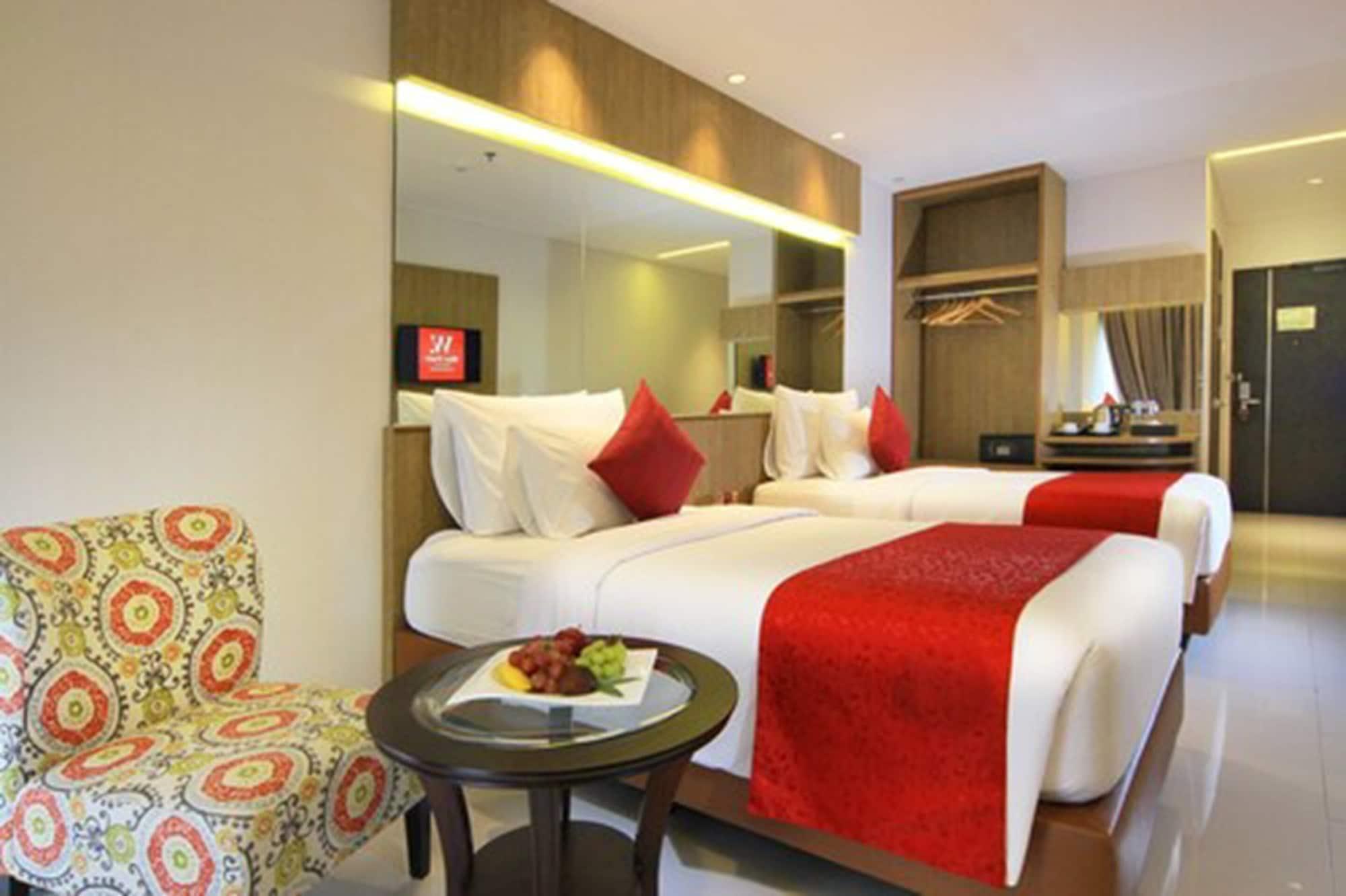 West Point Hotel Bandung Exterior foto