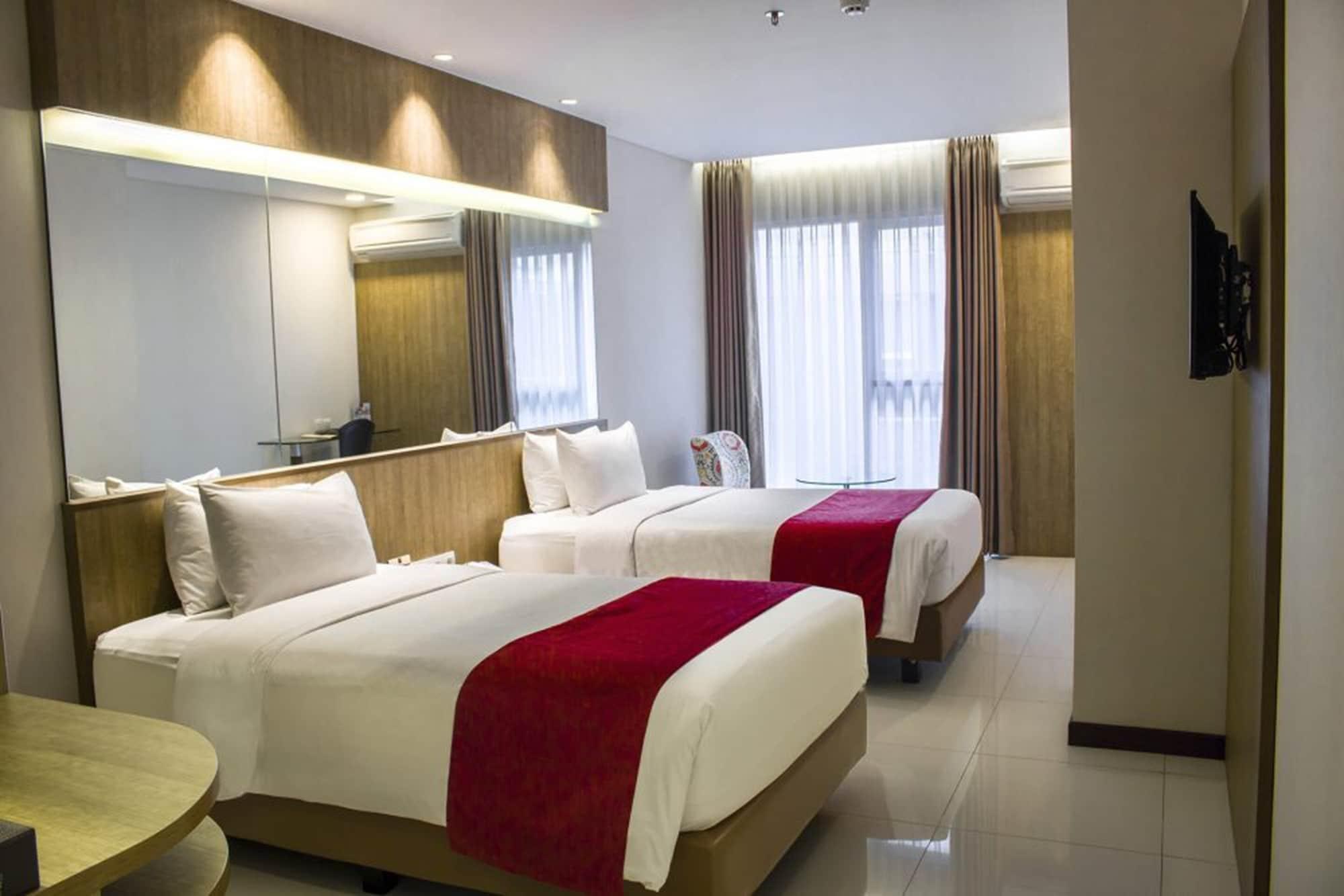 West Point Hotel Bandung Exterior foto