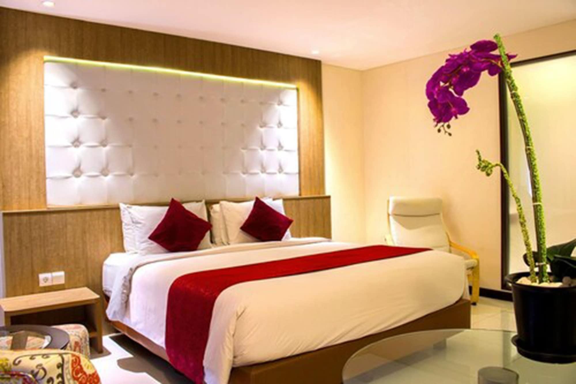 West Point Hotel Bandung Exterior foto