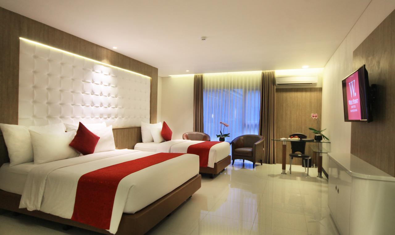 West Point Hotel Bandung Exterior foto