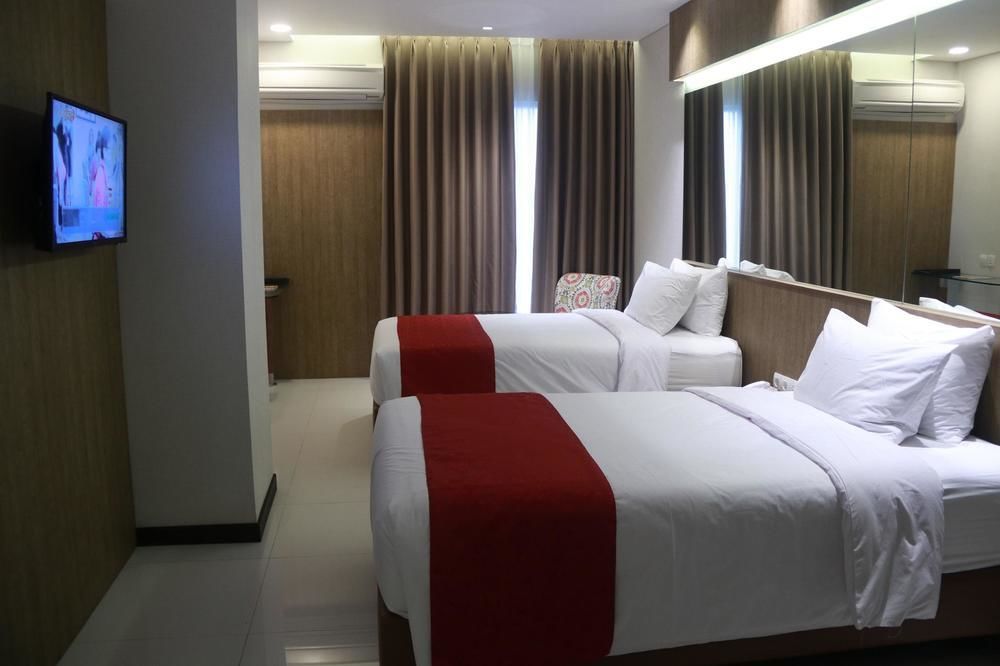 West Point Hotel Bandung Exterior foto