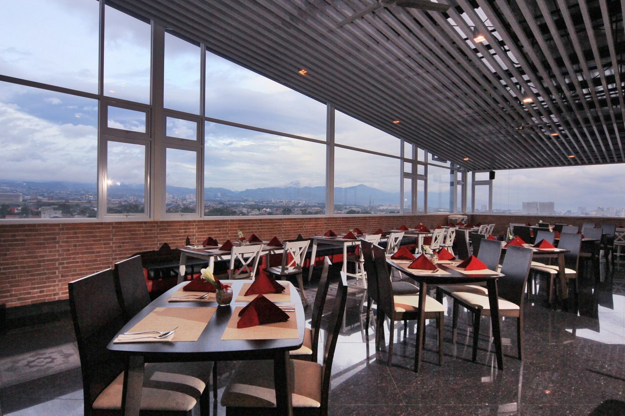 West Point Hotel Bandung Exterior foto