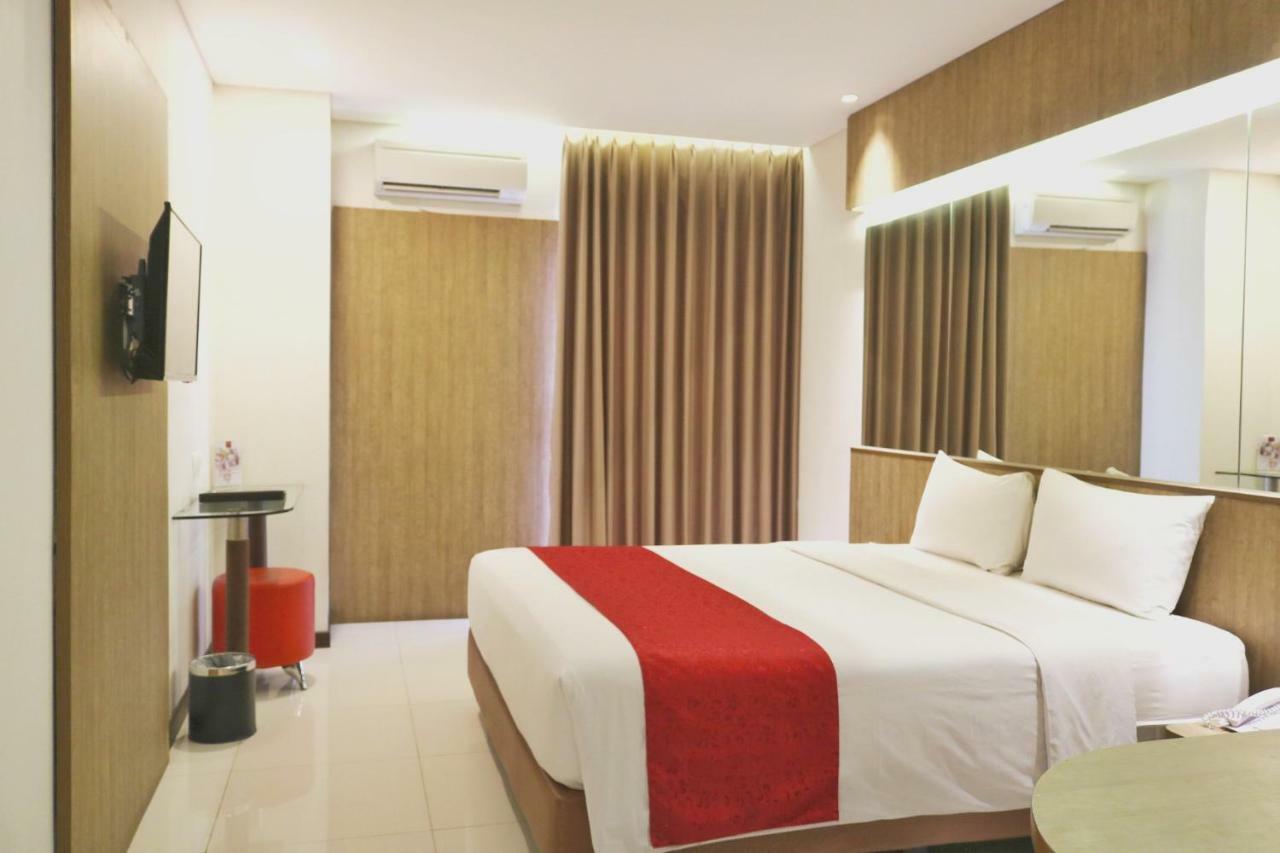 West Point Hotel Bandung Exterior foto