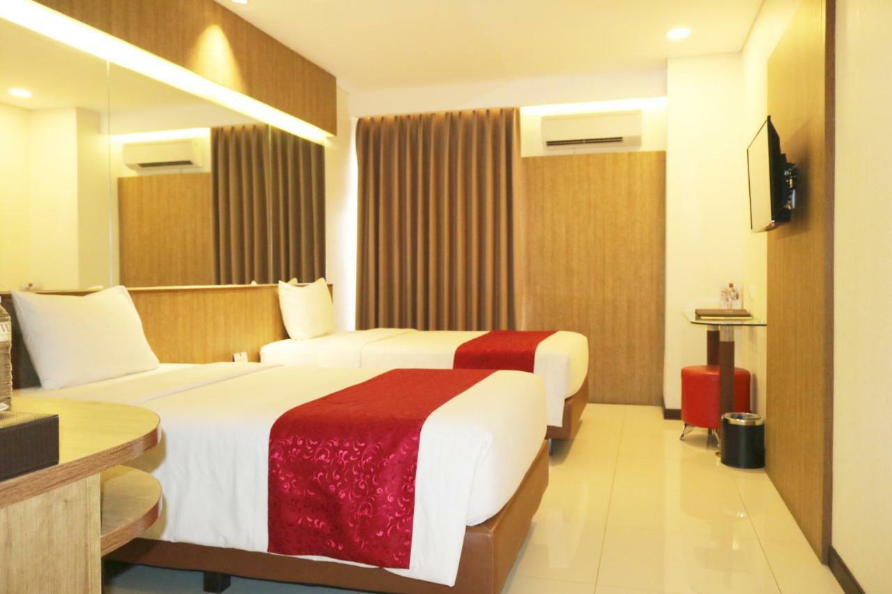 West Point Hotel Bandung Exterior foto